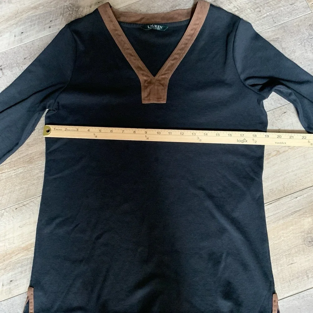 Lauren Ralph‎ Lauren Women's V Neck Blouse Sz Large  Black Faux Suede Details.
